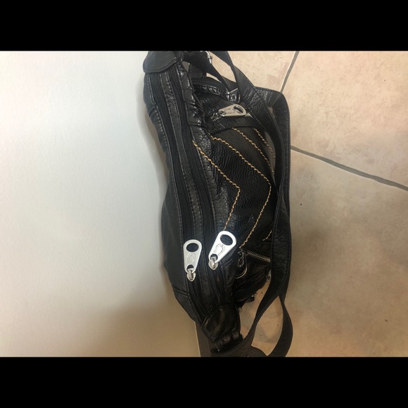 Convertible purse/ backpack - Picture 6 of 7